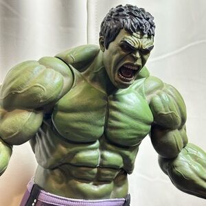 NECA Incredible Hulk Action Figure